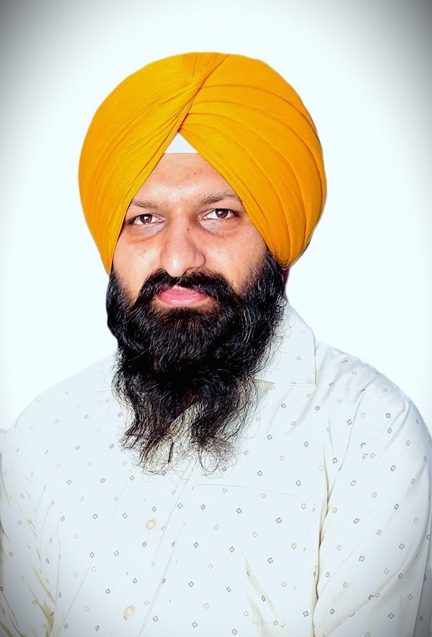 MANINDER